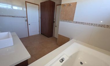 Curauma Fundadores - 5D 3B 1E Antejardin Patio Modernizada - Ampliada