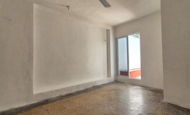 Esquina en RENTA con 20 m sobre Calle 60, al norte de la Ciudad, Mérida