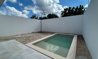 Hermosa casa en venta ENTREGA INMEDIATA en Privada al Norte de Mérida