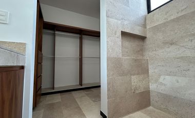 Hermosa casa en venta ENTREGA INMEDIATA en Privada al Norte de Mérida