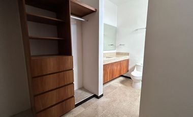 Hermosa casa en venta ENTREGA INMEDIATA en Privada al Norte de Mérida