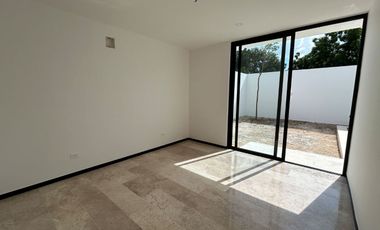 Hermosa casa en venta ENTREGA INMEDIATA en Privada al Norte de Mérida