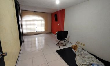 Se vende casa de 106m2