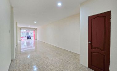 Alquiler de Local comercial 41,57 m² con cerramiento en Planta Baja con Cerramiento - Urdenor 2, Norte de Guayaquil