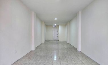 Alquiler de Local comercial 41,57 m² con cerramiento en Planta Baja con Cerramiento - Urdenor 2, Norte de Guayaquil