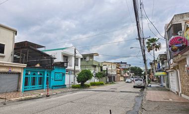 Alquiler de Local comercial 41,57 m² con cerramiento en Planta Baja con Cerramiento - Urdenor 2, Norte de Guayaquil