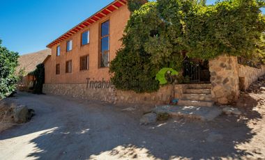Hermosa Casa Amoblada en Horcón, Valle Elqui | Gran Terreno – $195MM