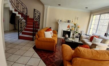 Casa en venta muy cerca del Tec de Monterrey