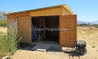 Leon Propiedades vende parcela con casa en Sector Julio Silva, Camino el toro, Curacaví.