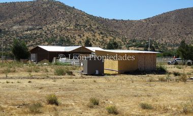 Leon Propiedades vende parcela con casa en Sector Julio Silva, Camino el toro, Curacaví.