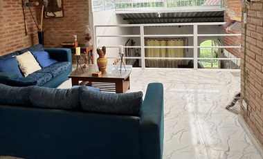 FINCA EN VENTA CON LAGO PRIVADO E ISLA EN SAN ANTONIO DEL TEQUENDAMA 10.690 M2 VEREDA CHICAQUE