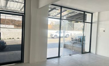 Alquilo local comercial de 36 Mts2 en Ceibos Norte