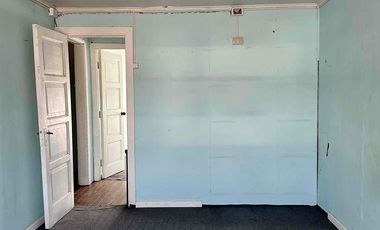 Arriendo casa 6 Dormitorios y 2 baños