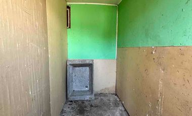 Arriendo casa 6 Dormitorios y 2 baños