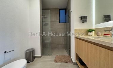 Departamento amueblado de dos recamaras en PB en renta en El Nuevo Refugio, Querétaro