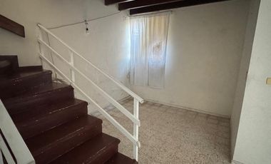 SE VENDE CASA AMPLIA EN FRACC. TAMPIQUERA!! A REMATE!!!