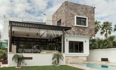 Casa en Venta, Los Canales, Puerto Cancún