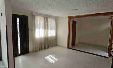 se arrienda casa en Barrio belalcazar