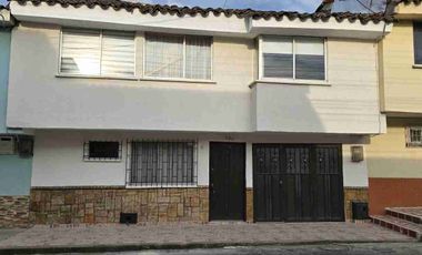 se arrienda casa en Barrio belalcazar