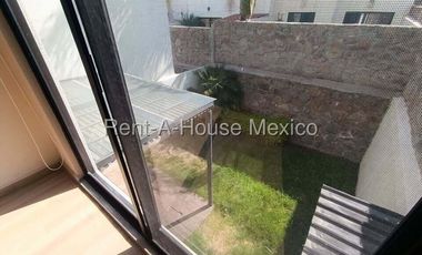 Casa de dos recámaras en renta en Zibatá, Querétaro