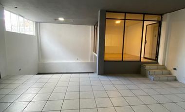 local comercial de arriendo alquiler en cuenca ecuador sector plaza europea