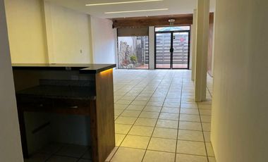 local comercial de arriendo alquiler en cuenca ecuador sector plaza europea