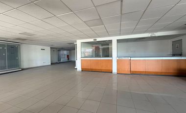 SE RENTA MAGNIFICO EDIFICIO, CON  BODEGA CON PUNTO DE VENTA EN AVE PRINCIPAL