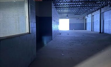 SE RENTA MAGNIFICO EDIFICIO, CON  BODEGA CON PUNTO DE VENTA EN AVE PRINCIPAL