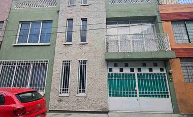 Casa en Venta en Colonia El Reloj, Coyoacan, CDMX