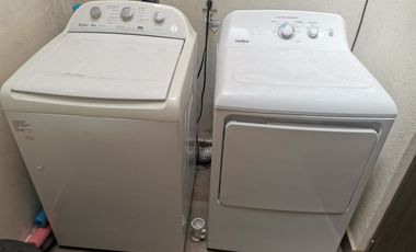 Amplia casa en Desarrolo Residencial.