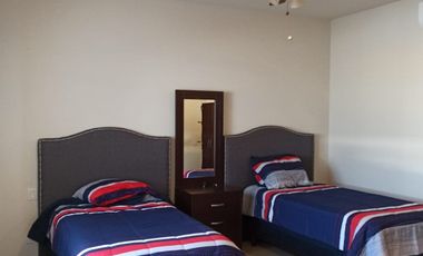 Amplia casa en Desarrolo Residencial.