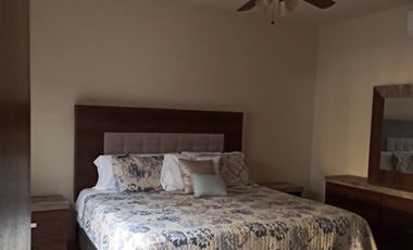 Amplia casa en Desarrolo Residencial.