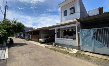 Dijual Murah Rumah 2 Lantai di Perumahan Sadang Purwakarta Kota