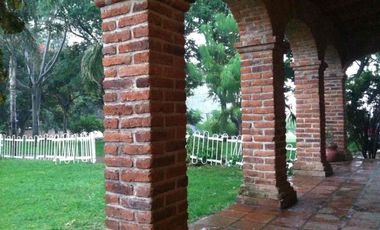 En Venta Terreno 22,947 metros calle Doctores 945 , Lomas de  Tesistan,  Zapopan Jalisco