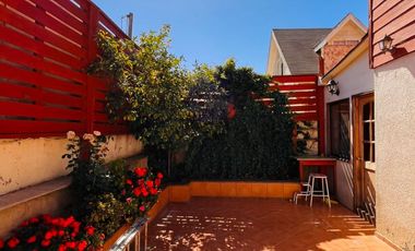 SE VENDE HERMOSA CASA VILLA FUNDADORES