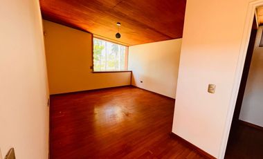 SE VENDE HERMOSA CASA VILLA FUNDADORES