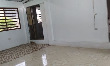 VENTA Casa Mas Departamento y Suite con Amplio Terreno Carigan Loja Las Gaviotas