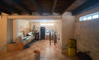 VENTA Casa Dos Departamentos Ó Comercial Mariana de Jesús Cerca Al CC. Jardín