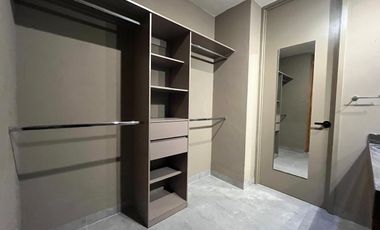 Casa con 3 recámaras y 320 m2 superficie de terreno en renta en La Campiña del Bosque