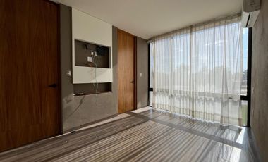 Casa con 3 recámaras y 320 m2 superficie de terreno en renta en La Campiña del Bosque