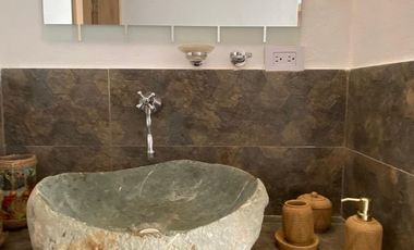 ELEGANTE QUINTA EN VENTA EN YUNGUILLA SECTOR LACAY