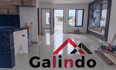 CASA NUEVA DE TRES RECAMARAS EN FRACC PRIVADO CERCA DEL CENTRO DE COATEPEC