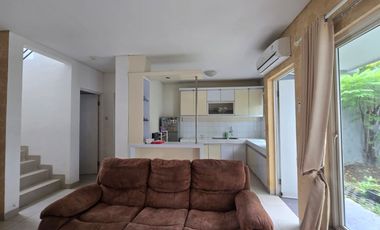 Di Jual  Rumah 2 Kamar Tidur di Grand Taruma Karawang