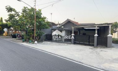 DIJUAL RUMAH  DI SERENGAN SURAKARTA