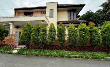 DIJUAL RUMAH MEWAH 2 LANTAI DI KOMPLEK PREMIUM DUREN SAWIT, JAKARTA TIMUR