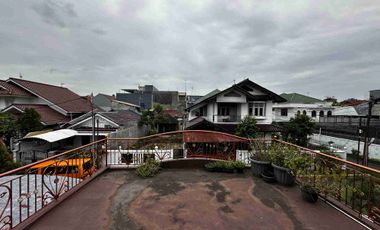 DIJUAL RUMAH MEWAH 2 LANTAI DI KOMPLEK PREMIUM DUREN SAWIT, JAKARTA TIMUR