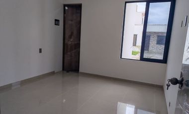 NUEVA 3 RECAMARAS 1 EN PLANTA BAJA, FRACC PRIVADO EN COATEPEC