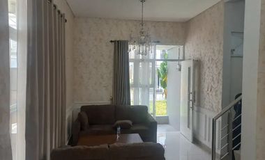 Dijual Rumah 2 Lantai di Komplek D’Green Aqila – Kolonel Masturi, Cimahi