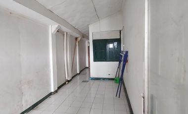 DISEWAKAN RUMAH STRATEGIS PINGGIR JALAN DI TAMANMARTANI KALASAN SLEMAN JOGJA