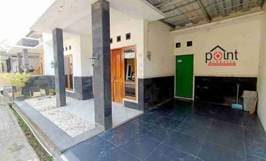 Rumah Cantik Siap Huni di Perum Cluster. Jalan Raya GagakSipat dekat BandaraSOLO